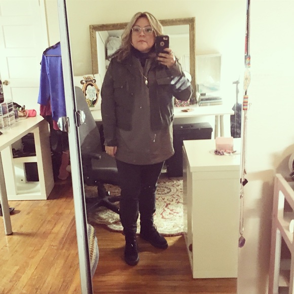 Meet the Posher - Picture 5 of 6